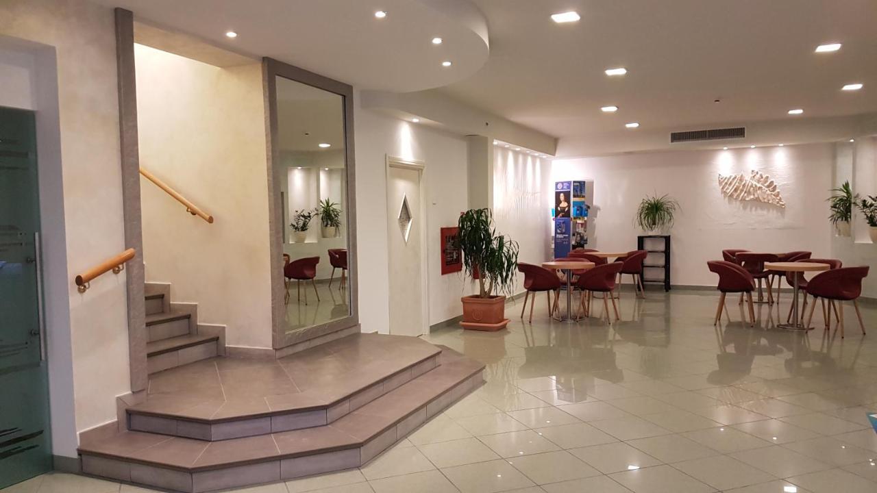 Abahotel Milano Marittima Exterior foto